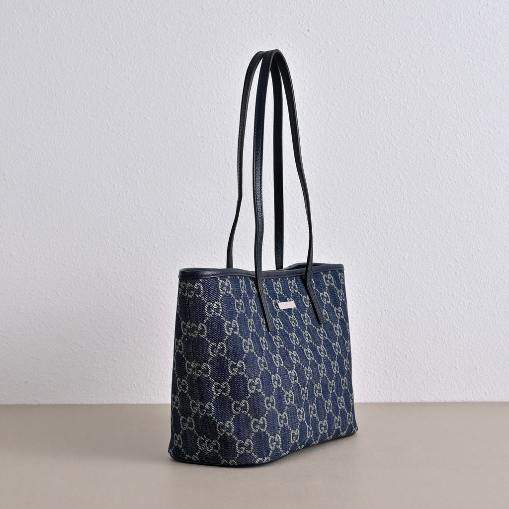 GUCCI Generation Gucci GG Denim Small Tote Bag-875236