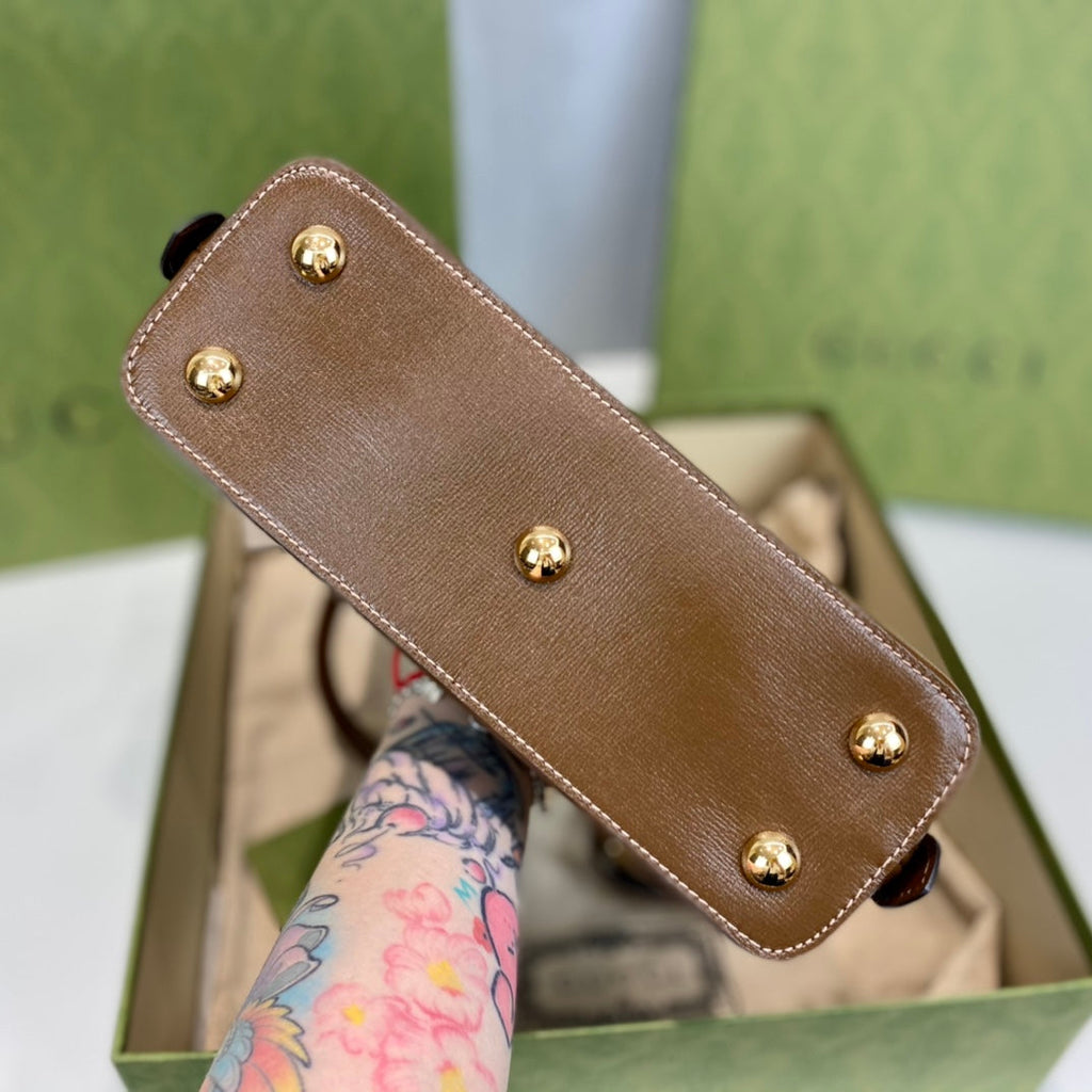 Gucci 1955 Horsebit Shell Shoulder Bag-621220