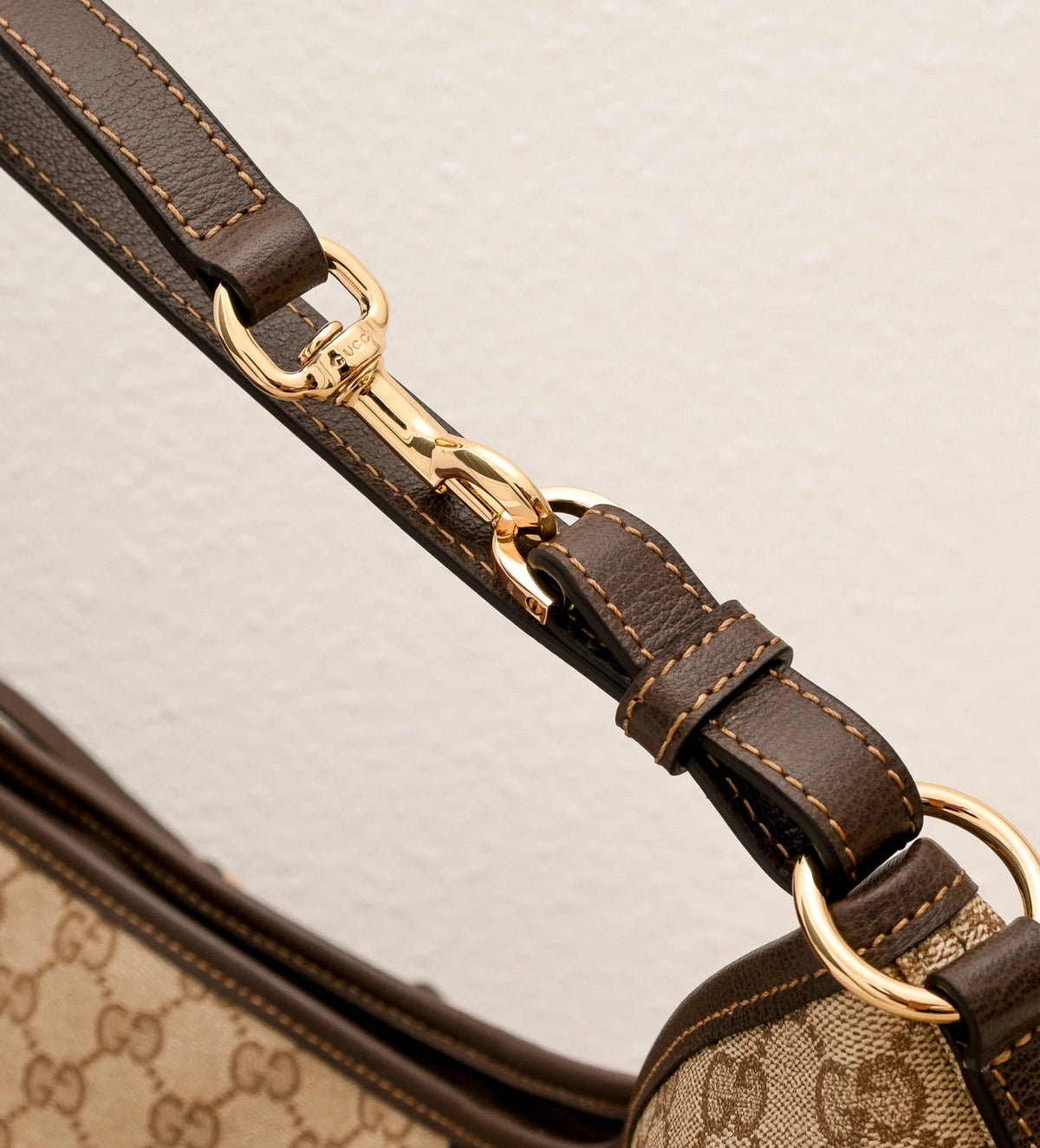 Gucci Essence Hobo Shoulder Bag-A008NS