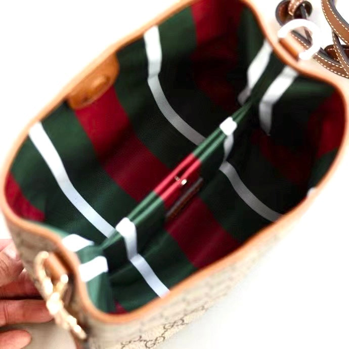 Gucci GG Emblem Bucket Bag – 815118